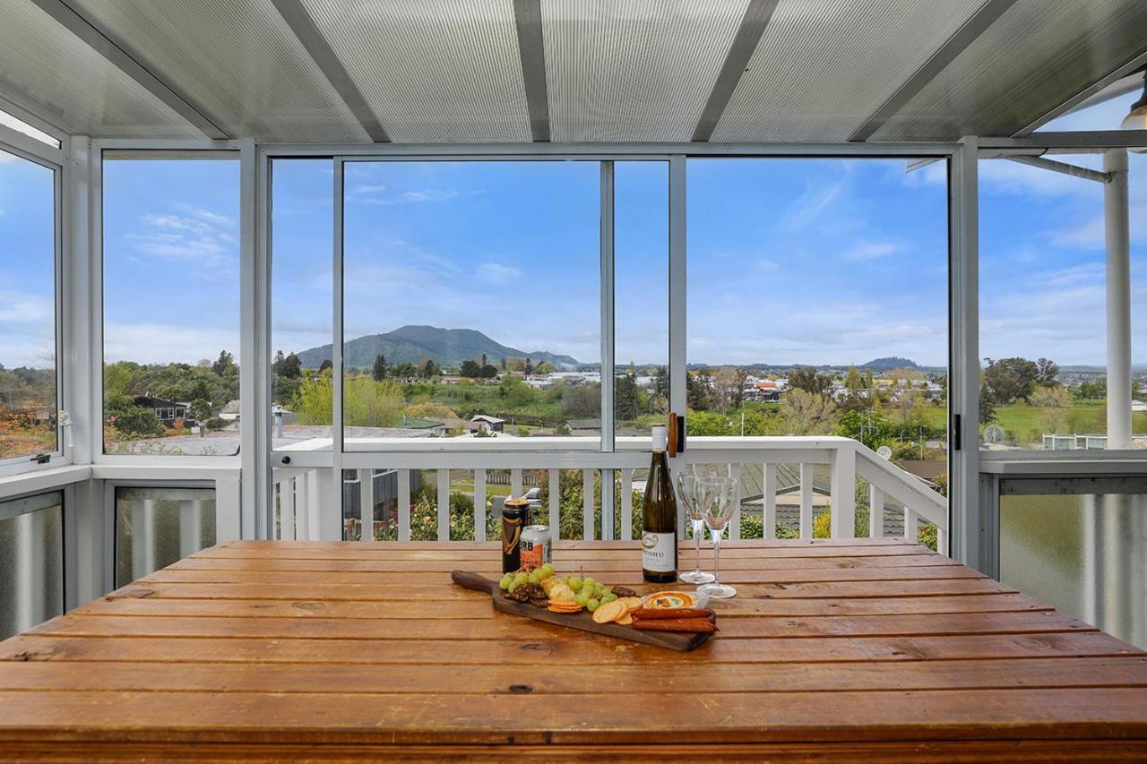 Woodward House Taupo Villa Ngoại thất bức ảnh